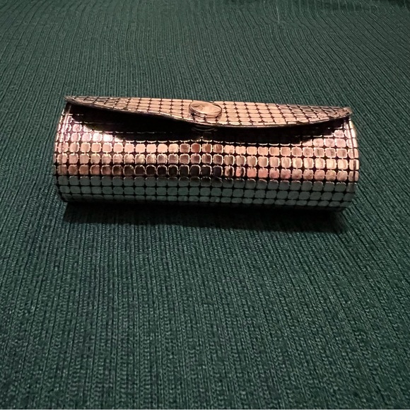 Étui à Rouge à Lèvres Portable Vintage - Motif Broderie - Neuf - Idéal Cadeau